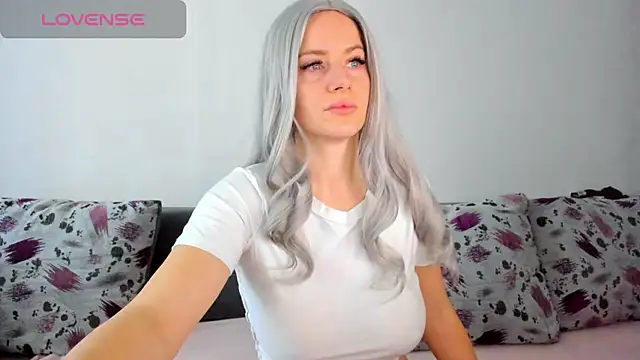 Snapshot of DiamondKay chatting on January 7, 2025, 7:42 am DiamondKay online show from January 7, 2025, 7:42 am