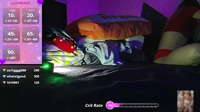 Snapshot of Blondiewithanass chatting on September 26, 2025, 1:37 pm Blondiewithanass online show from September 26, 2025, 1:37 pm