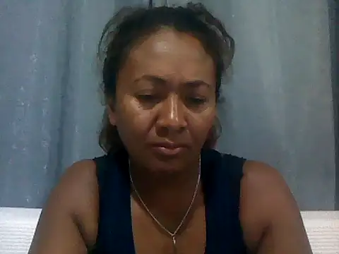 sexyladii online show from May 1, 2026, 5:28 pm