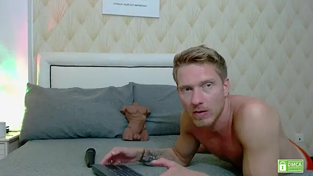 JessicaSteve online show from June 4, 2026, 8:59 pm