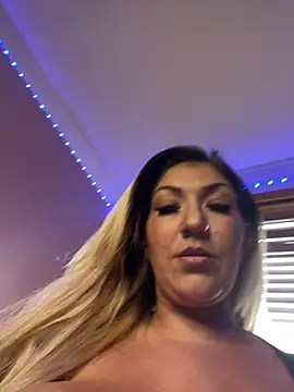 LittleMissEeve online show from February 8, 2025, 4:36 pm