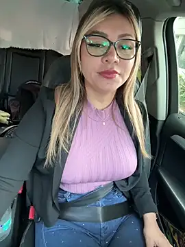 DIANITA 1988 online show from December 4, 2024, 3:32 pm