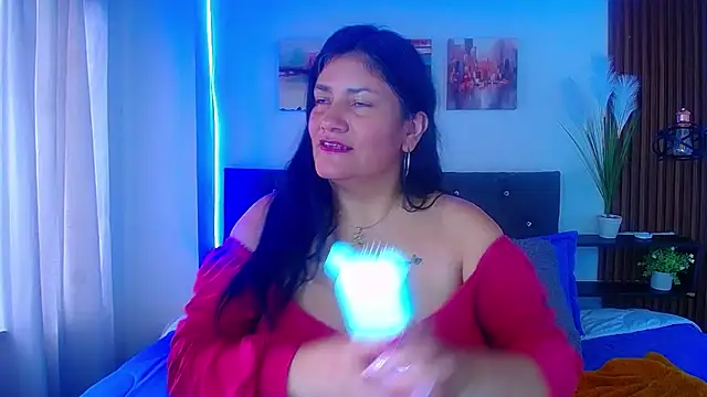 salomexlove 20 online show from May 8, 2026, 1:27 pm