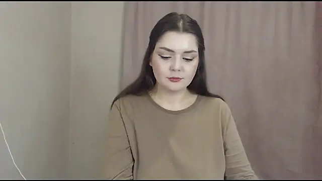 Snapshot of ohhhMie chatting on October 28, 2025, 6:21 pm ohhhMie online show from October 28, 2025, 6:21 pm