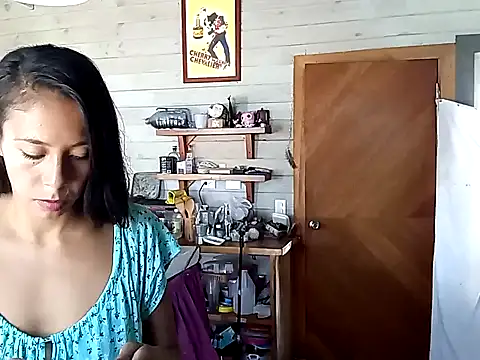 Luna-Natural online show from December 15, 2024, 2:59 pm