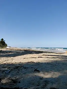 Luna-Natural online show from November 17, 2025, 6:57 pm