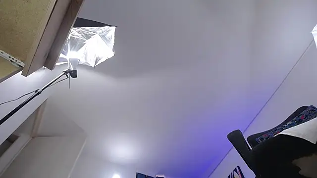 lizzy squirt online show from January 28, 2025, 8:04 pm