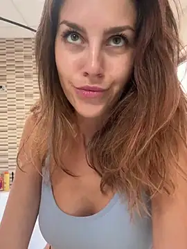 nicole 98 online show from July 4, 2026, 1:50 pm