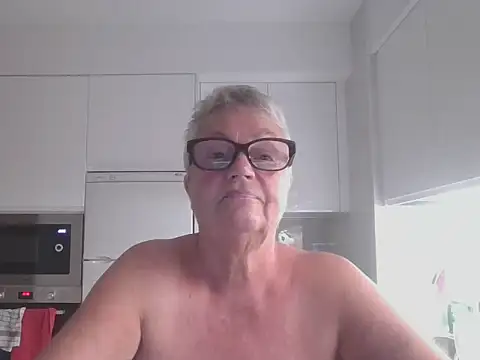 Snapshot of GrannyChrissy68 chatting on October 11, 2025, 9:02 pm GrannyChrissy68 online show from October 11, 2025, 9:02 pm