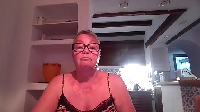 Snapshot of GrannyChrissy68 chatting on October 25, 2025, 8:47 pm GrannyChrissy68 online show from October 25, 2025, 8:47 pm