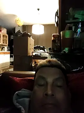 gayphotograper online show from December 15, 2025, 1:32 am