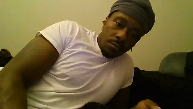 urbandicc online show from March 17, 2025, 4:40 am