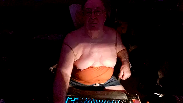 Toastir online show from September 24, 2025, 5:05 pm