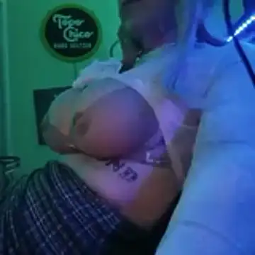 LovingLori online show from February 11, 2026, 12:26 am