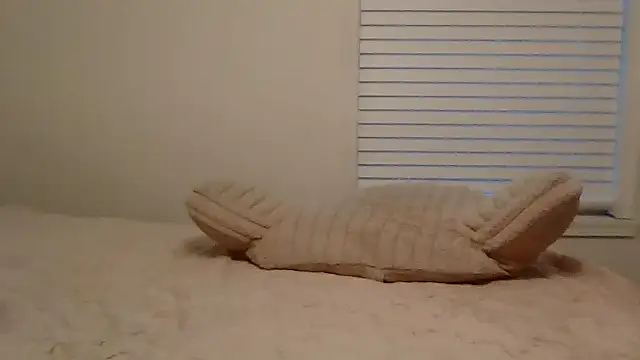 beautylovess online show from July 8, 2026, 1:43 am