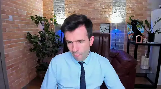 SteveTiger online show from March 3, 2025, 1:42 pm