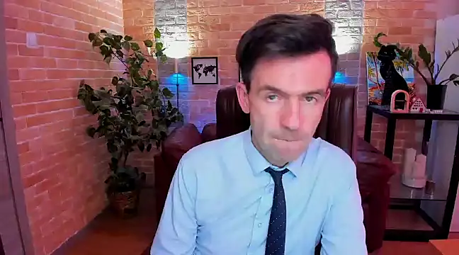 SteveTiger online show from March 5, 2025, 3:29 pm