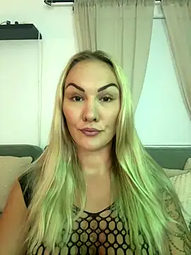 Snapshot of NastyMilf_ chatting on October 11, 2025, 6:06 pm NastyMilf  online show from October 11, 2025, 6:06 pm