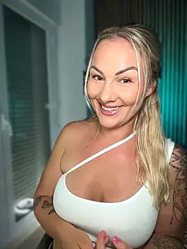 NastyMilf  online show from April 27, 2026, 7:12 pm