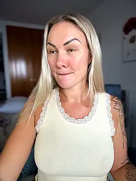 NastyMilf  online show from July 27, 2026, 8:32 am