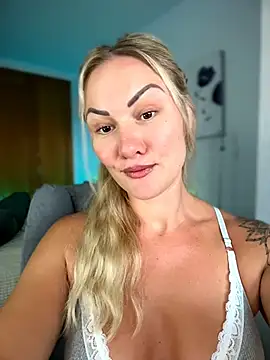 NastyMilf  online show from August 3, 2026, 7:06 pm