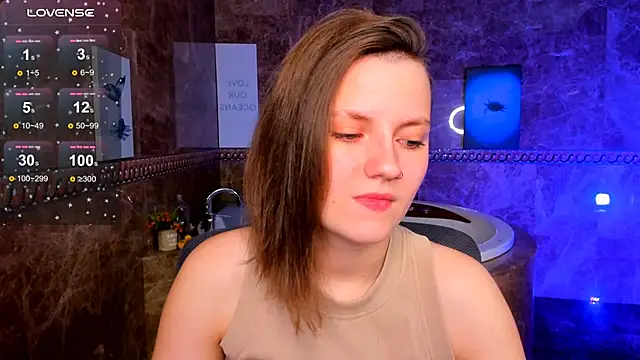 Snapshot of MelindaTin chatting on June 7, 2026, 12:48 am MelindaTin online show from June 7, 2026, 12:48 am