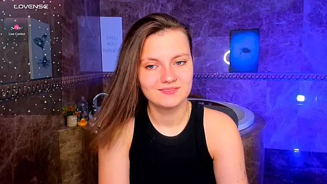 Snapshot of MelindaTin chatting on June 21, 2026, 1:08 am MelindaTin online show from June 21, 2026, 1:08 am