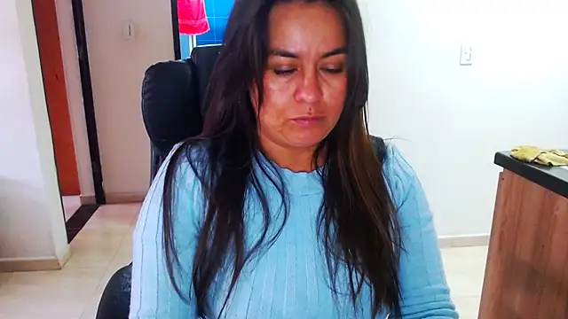 Ixchel Anaid online show from January 13, 2025, 6:05 pm