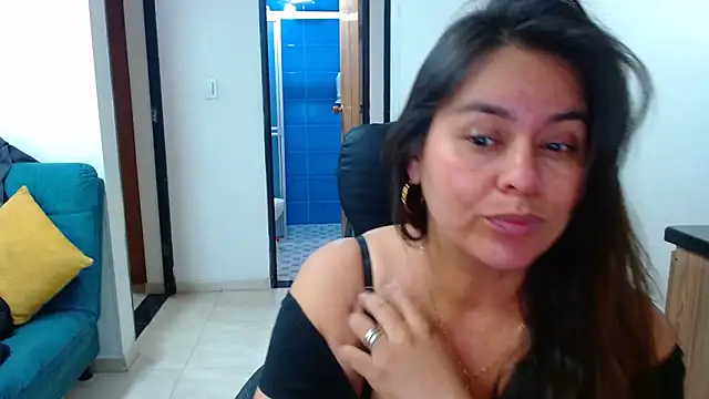 Ixchel Anaid online show from January 23, 2025, 10:32 am