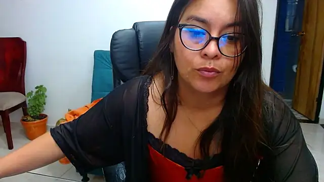 Ixchel Anaid online show from February 15, 2025, 10:00 am