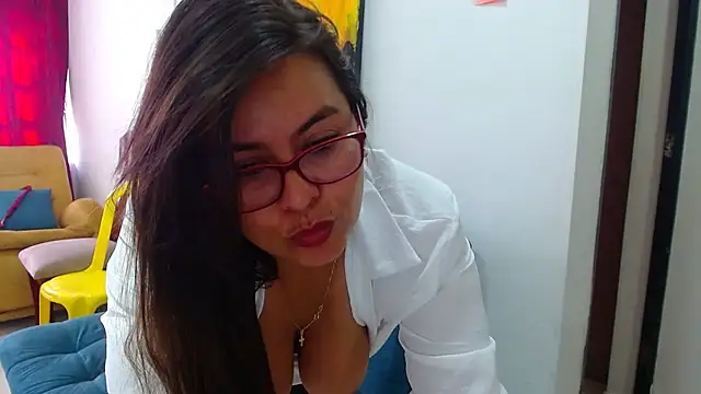 Ixchel Anaid online show from March 16, 2025, 1:17 pm