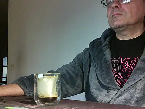 Snapshot of qpmario@xh chatting on March 27, 2026, 6:19 am qpmarioxh online show from March 27, 2026, 6:19 am