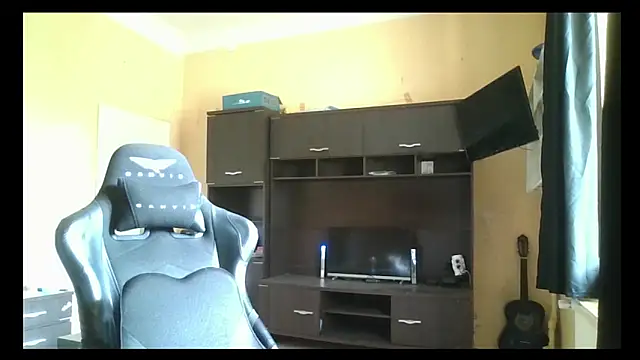 MrWhitePL online show from June 5, 2026, 7:25 am
