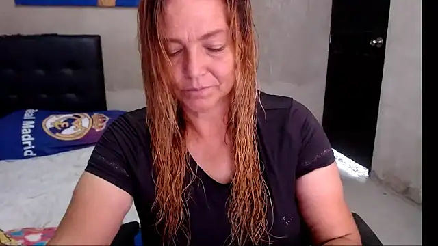 sweetxblonde online show from September 18, 2025, 9:06 pm