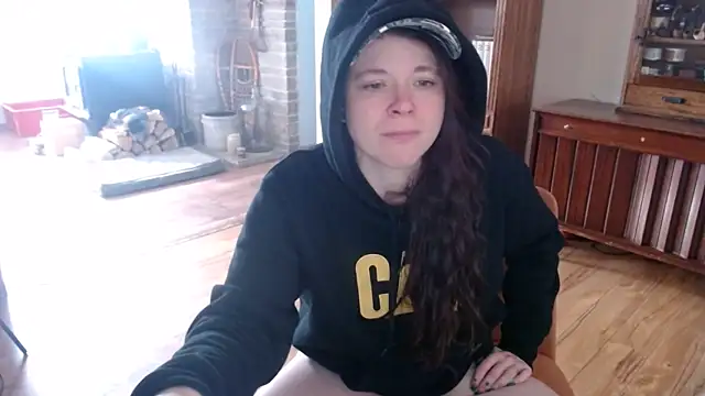 Snapshot of MarcyJones chatting on February 18, 2025, 8:03 pm MarcyJones online show from February 18, 2025, 8:03 pm