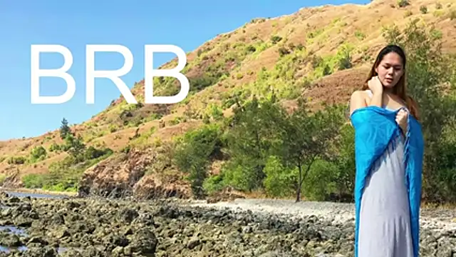 Yukikawaii online show from October 26, 2025, 6:41 am