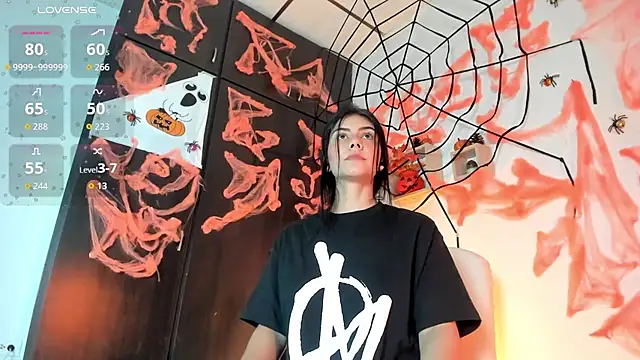 Snapshot of Lisvandr chatting on October 14, 2025, 9:37 pm Lisvandr online show from October 14, 2025, 9:37 pm