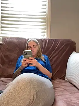 jaseyrae online show from May 9, 2026, 2:44 pm