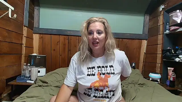 Snapshot of lisaxlovexxx chatting on July 13, 2026, 3:59 pm lisaxlovexxx online show from July 13, 2026, 3:59 pm