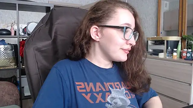 AnKey Rayah online show from February 4, 2025, 8:46 am