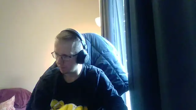 David250692 online show from October 29, 2025, 10:28 am