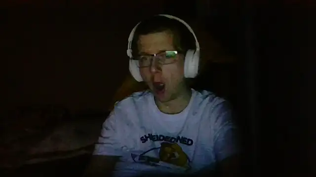 David250692 online show from March 18, 2026, 10:35 pm