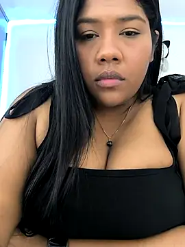 Snapshot of paola091 chatting on February 15, 2025, 8:33 pm paola091 online show from February 15, 2025, 8:33 pm