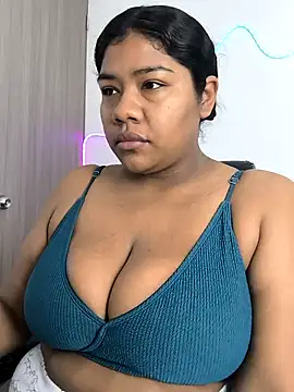 Snapshot of paola091 chatting on October 14, 2025, 11:22 am paola091 online show from October 14, 2025, 11:22 am