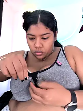 paola091 online show from March 4, 2026, 11:49 am