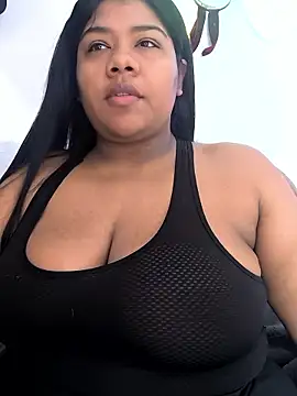 paola091 online show from May 7, 2026, 11:26 am
