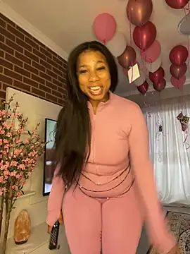 CurvyDesire1 online show from April 30, 2026, 3:18 pm