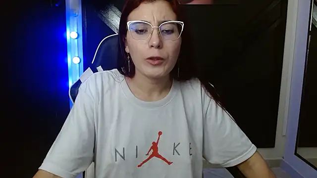annyfischer online show from January 14, 2025, 8:52 am