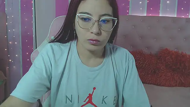annyfischer online show from January 17, 2025, 2:39 am
