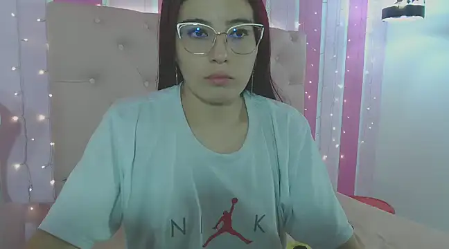 annyfischer online show from January 17, 2025, 5:42 am